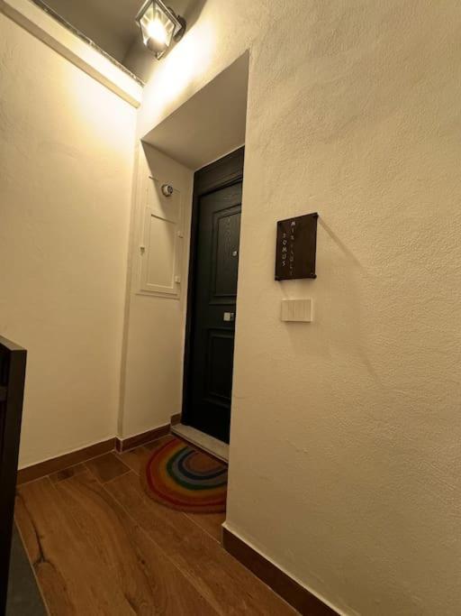 Domus Miraculi: Casa Storica Nel Cuore Di Napoli エクステリア 写真