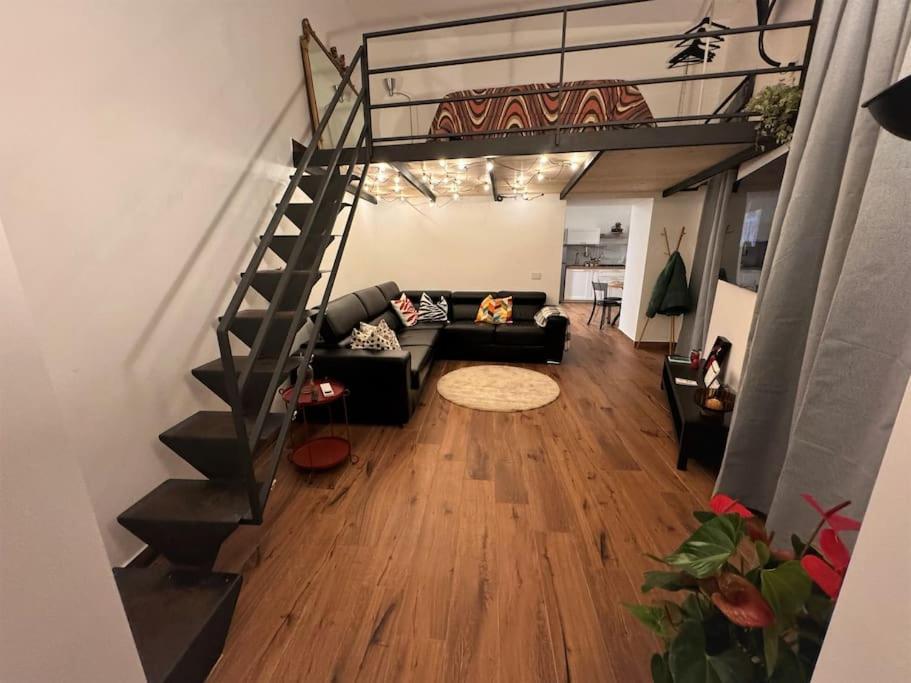 Domus Miraculi: Casa Storica Nel Cuore Di Napoli エクステリア 写真